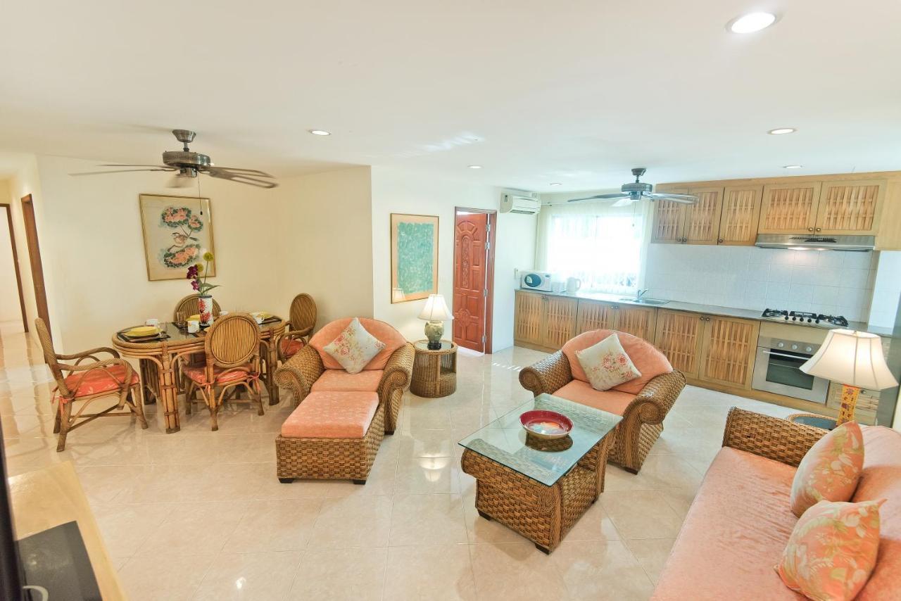 Butterfly Garden Boutique Residences Large Luxury Apts And Villas A Lifetsyle Destination By Neang, Everything You Need All Right Here 1-3 Bedrooms 110 To 190 Sq Mtrs, 2 Full Bathrooms, Rain Shower, Spa Bath, Bbq, Free Wifi, Staff 24-7, Close To Beac パッタヤー エクステリア 写真